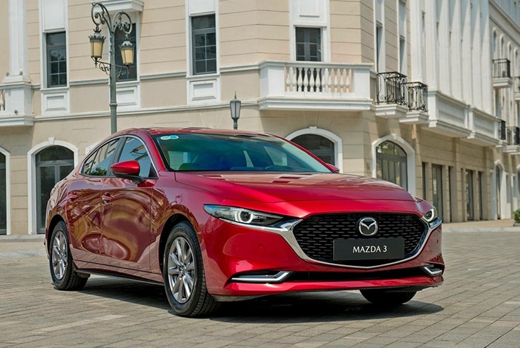 Mazda 3 co them phien ban 15L Signature di kem gia ban 739 trieu dong 3 2 1707154871 655 width740height495 Mazda 3 có thêm phiên bản 1.5L Signature đi kèm giá bán 739 triệu đồng
